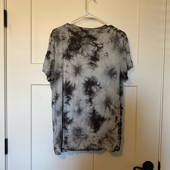 Torrid T-Shirt - Picture 2 of 3